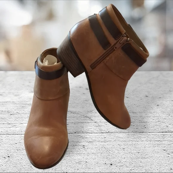 Clarks | Shoes | Clarkscollection Spye Comet Ankle Boots  display picture 3
